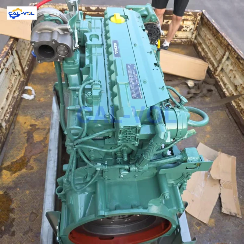 Двигун до екскаватора-навантажувача D6E D7E